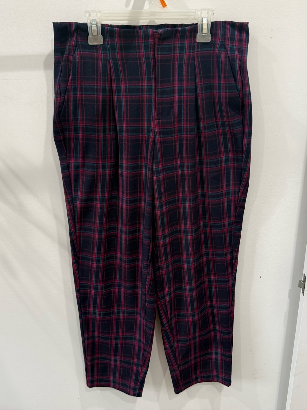 a new day Navy and Red Plaid Women’s Pants size 4